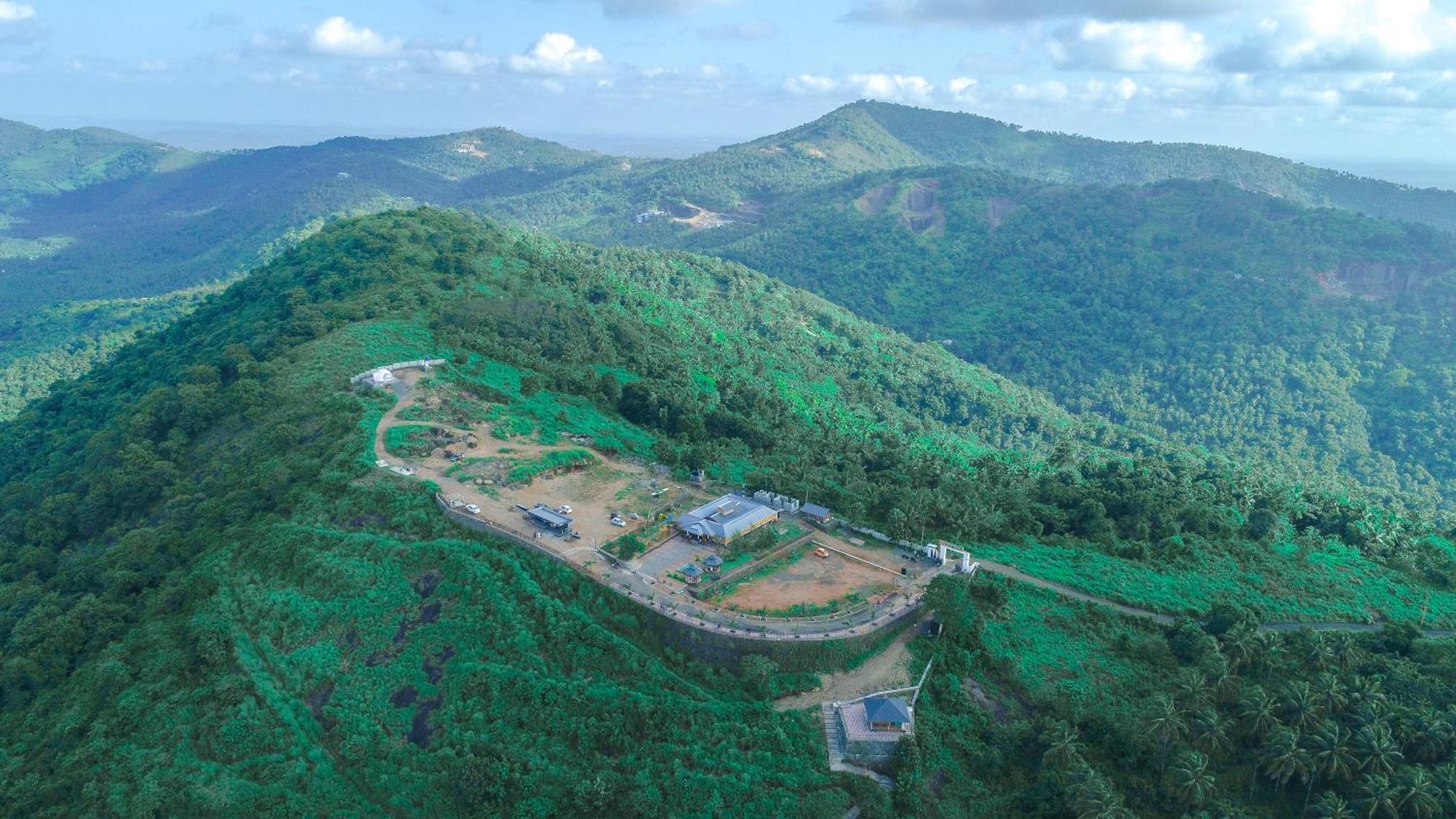 Misty Green Hills Parks & Resorts Kondotty Esterno foto