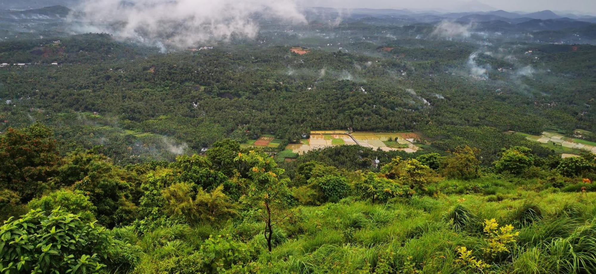 Misty Green Hills Parks & Resorts Kondotty Esterno foto