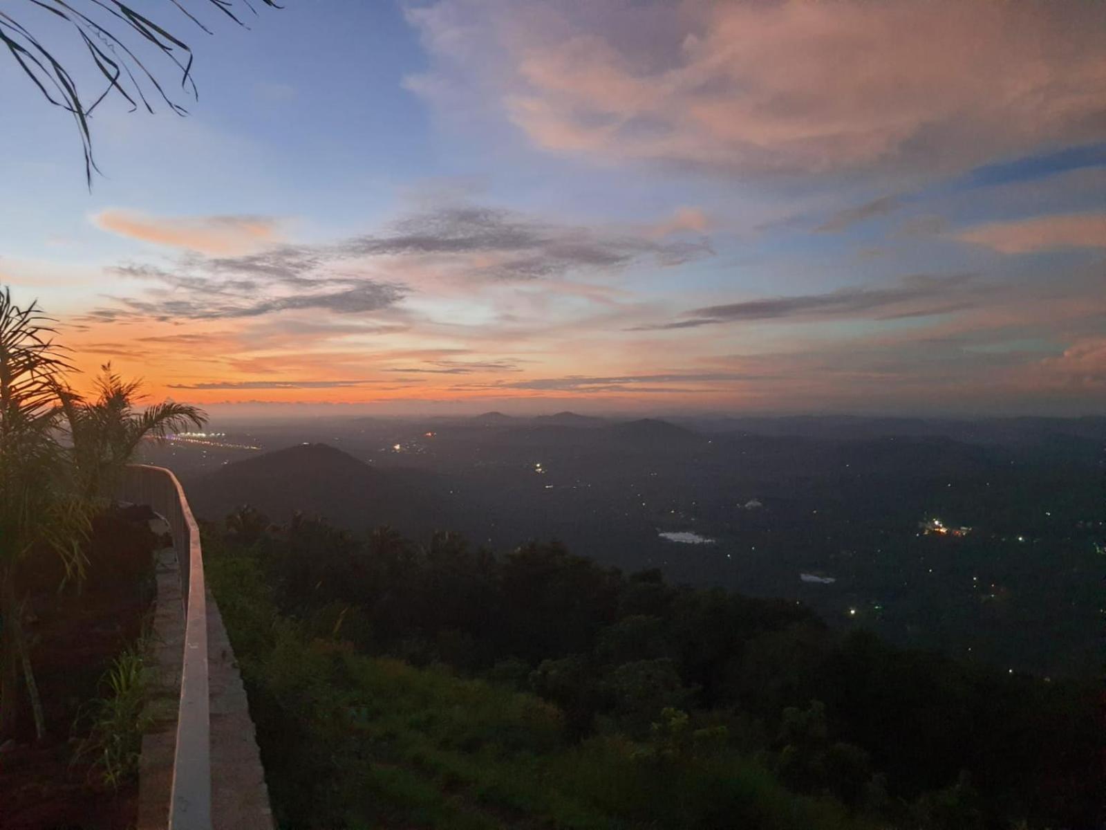 Misty Green Hills Parks & Resorts Kondotty Esterno foto